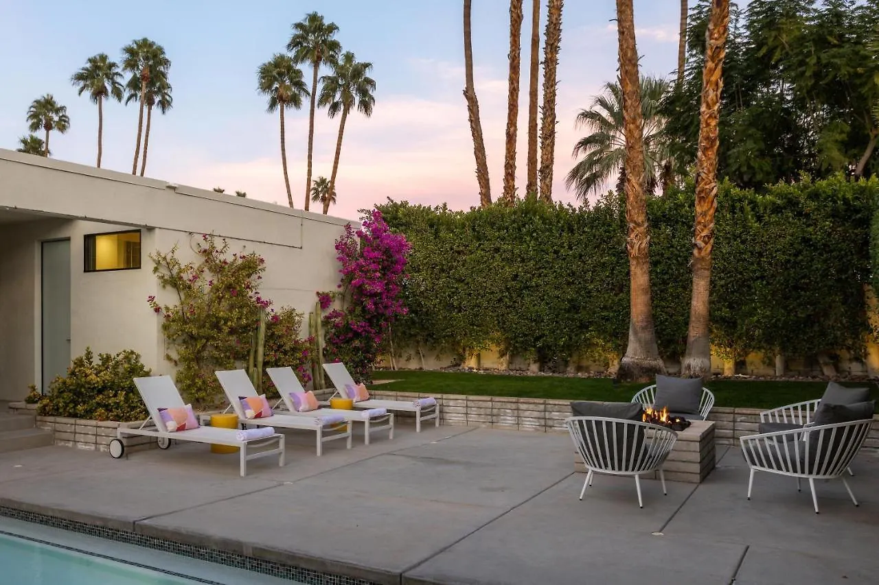 Xoxo Palm Springs By Acme House Company Villa